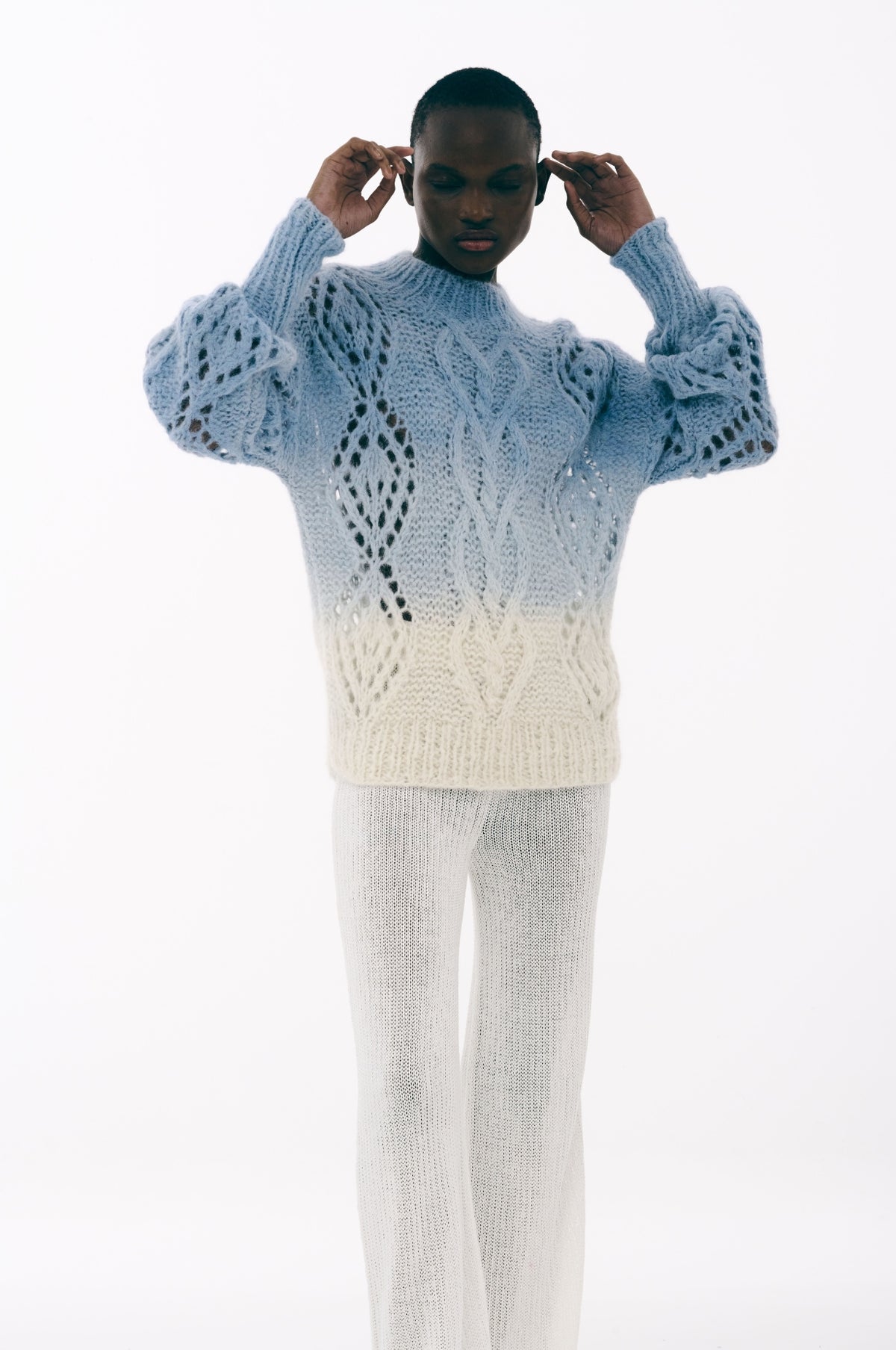 Sonq Sweater