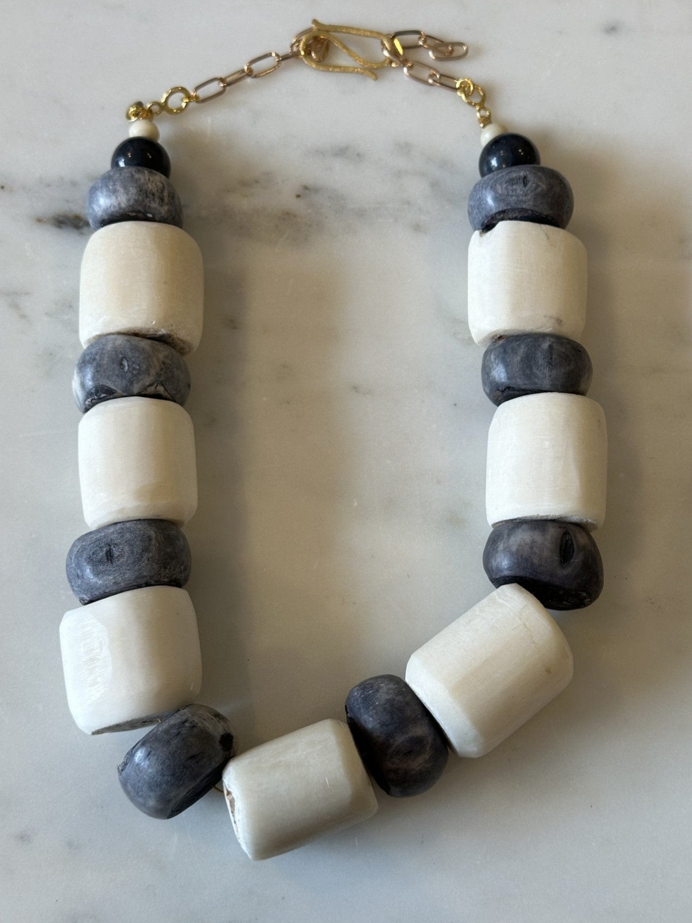 African woodpearls Necklace