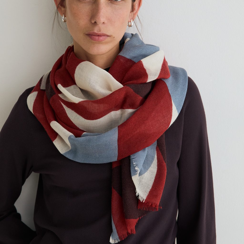 yerse wool foulard red