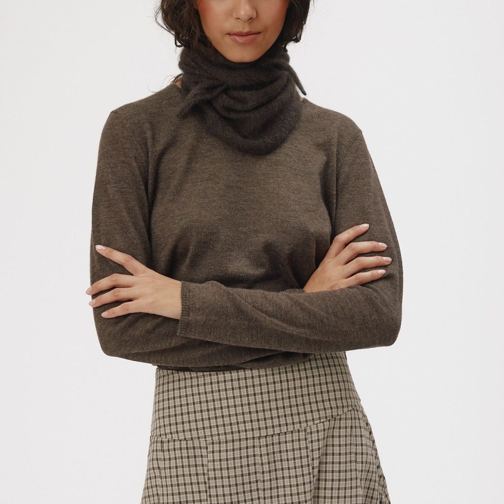 Six Ames Paula Scarf Espresso Brown