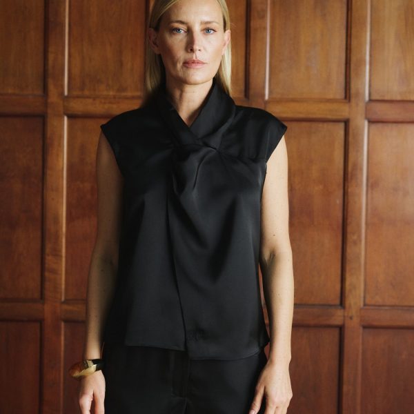 AT Hudson Knot Top Top A1120 9 Black 1 scaled