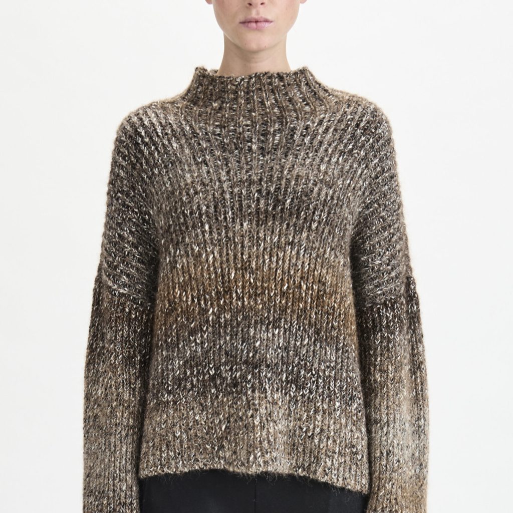 Transit High-Necked Oversize Knit Tobacco