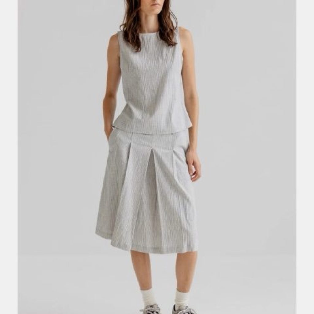 Aj117 Smilla mælkedrengestribet nederdel