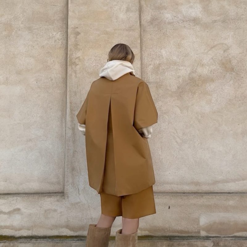 crowd short mok coat cappuchino